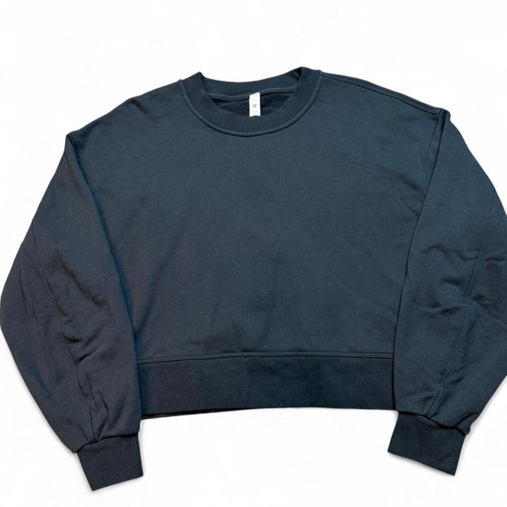 Lululemon Charcoal Softstreme Cropped activewear Sweatshirt Size 6